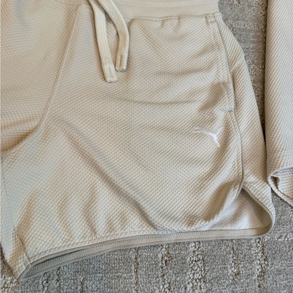 Puma Cream Ribbed Tank and Drawstring Shorts Set - Picture 7 of 11